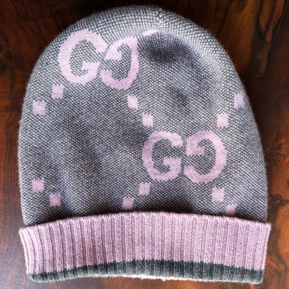 Gucci GG Cashmere Jacquard Pink Beanie Hat